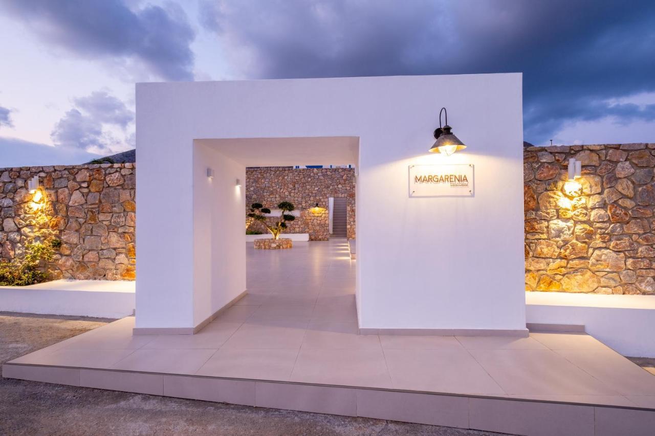 Margarenia Aparthotel Περίσσα Εξωτερικό φωτογραφία