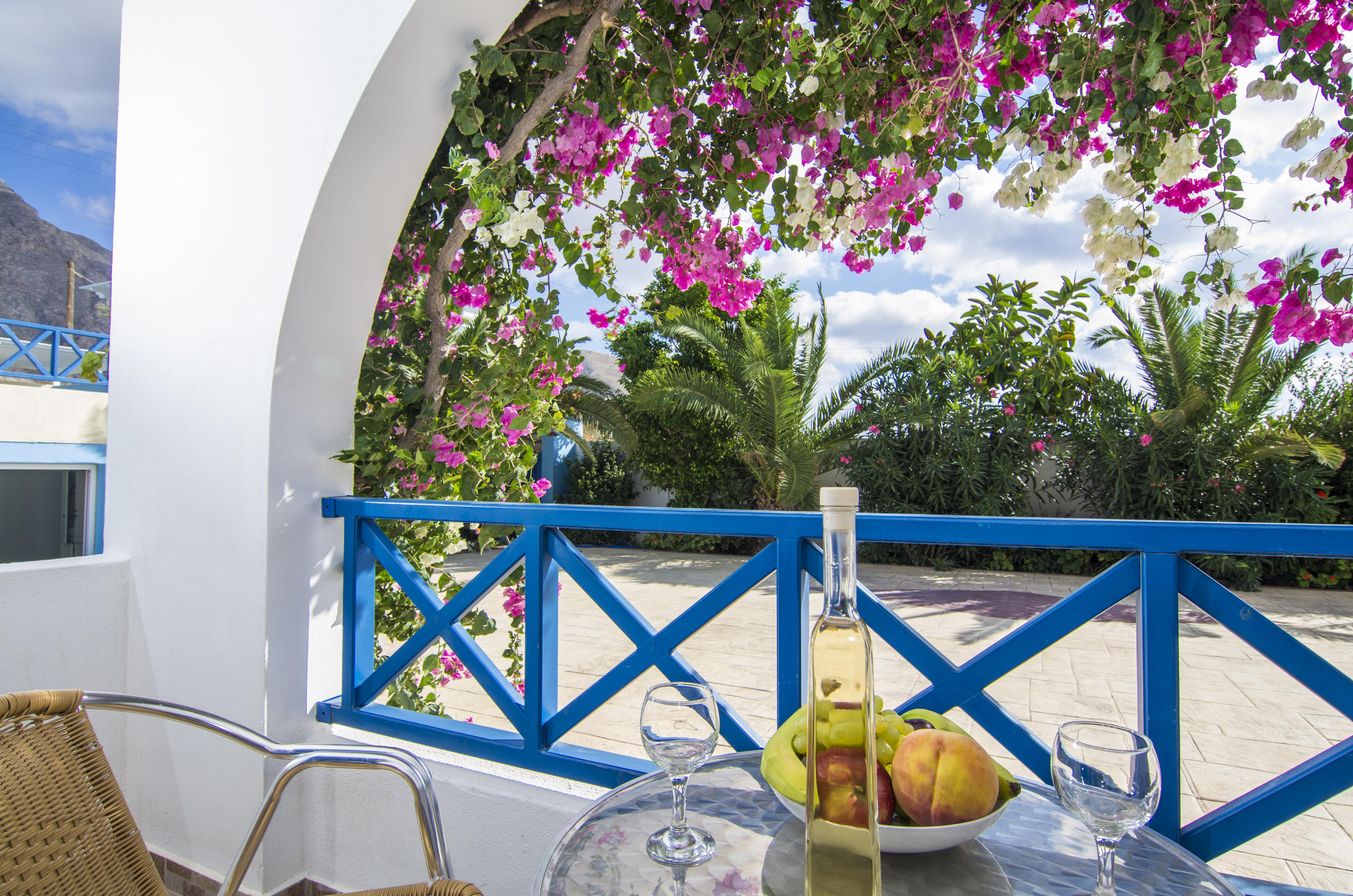 Margarenia Aparthotel Περίσσα Εξωτερικό φωτογραφία